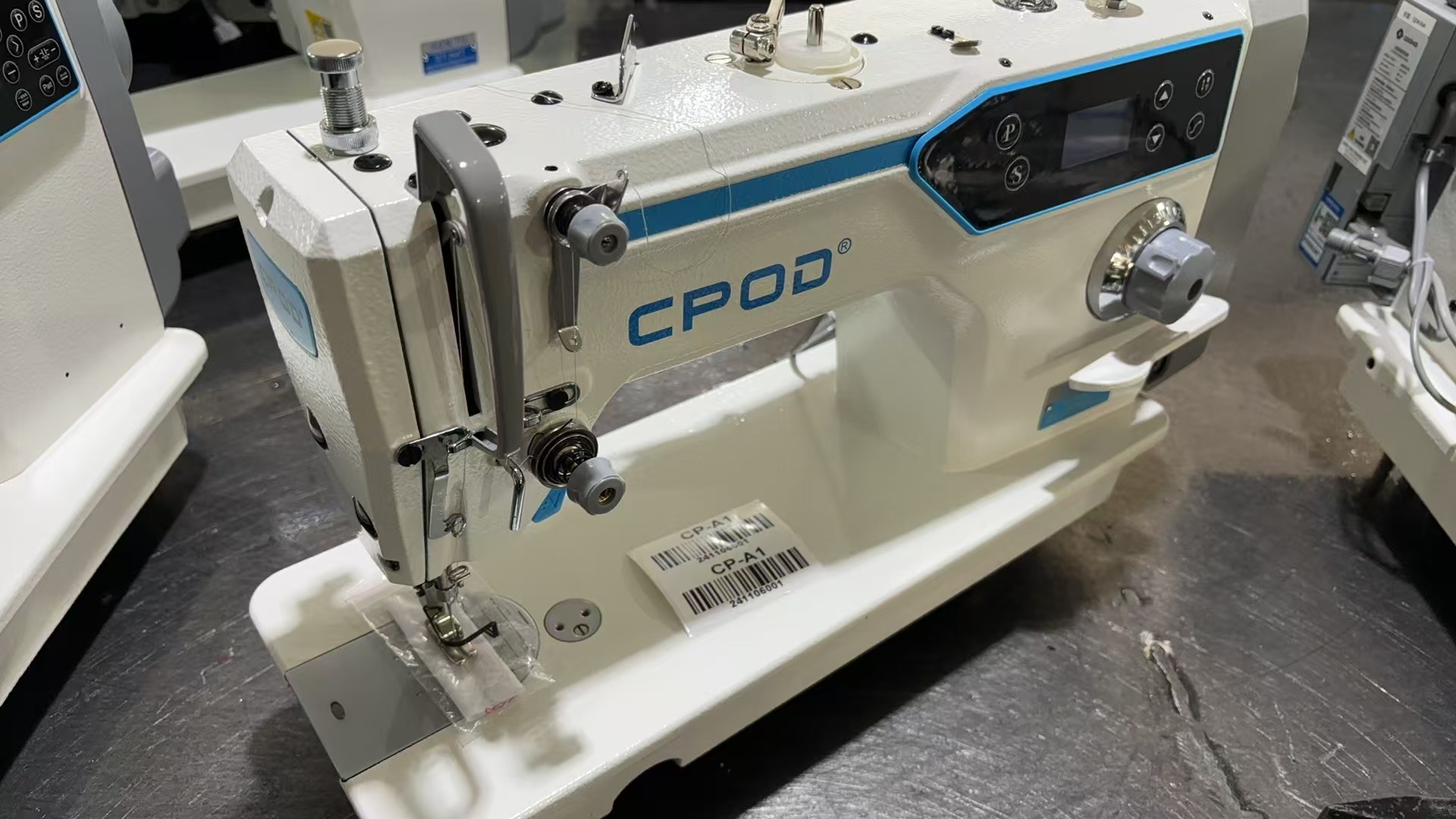 CP-A1 シングルダイレクトドライブコンピュータ制御フラッ - Sewing Industry のレビューと価格