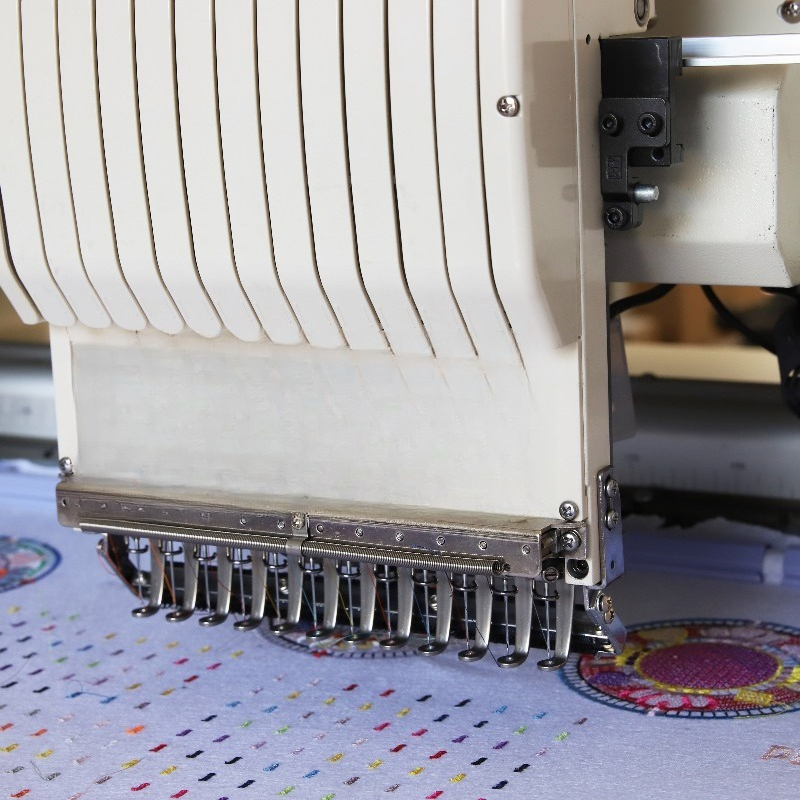 工業用刺繍ミシン、繊維工場用刺繍機、刺繍用具 - Sewing Machine In Textile Industry のレビューと価格